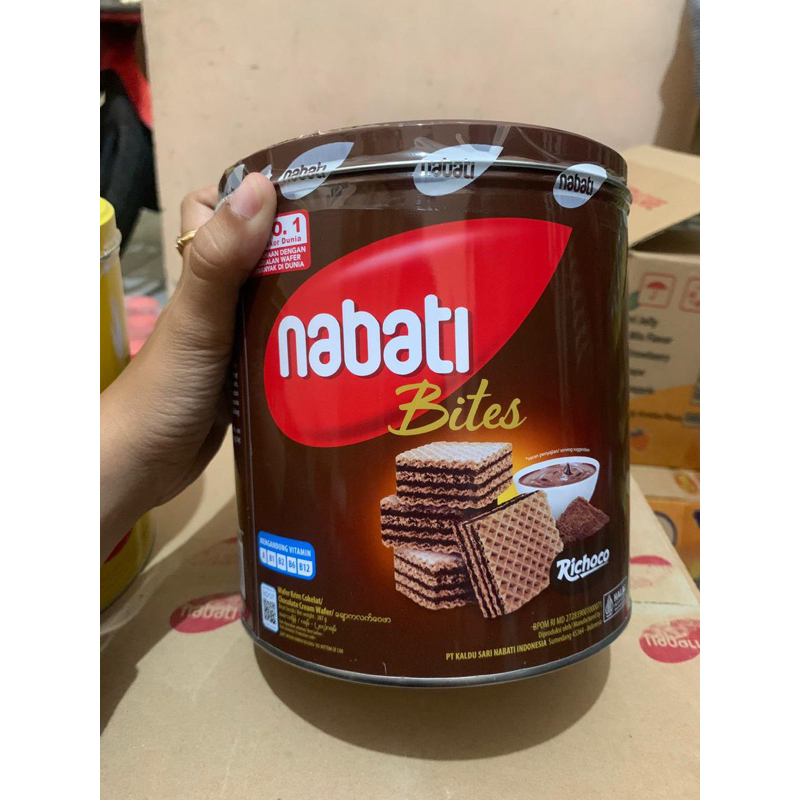 

NABATI WAFER KALENG TERMURAH
