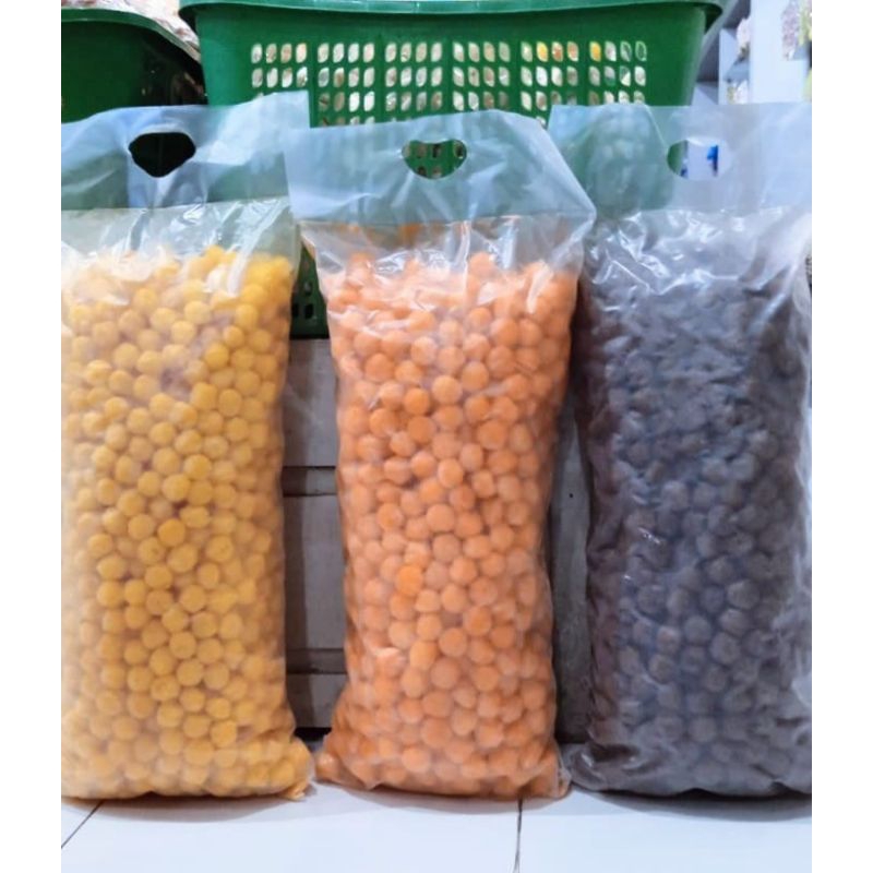 

chiki balls los 1kg sebesar guling