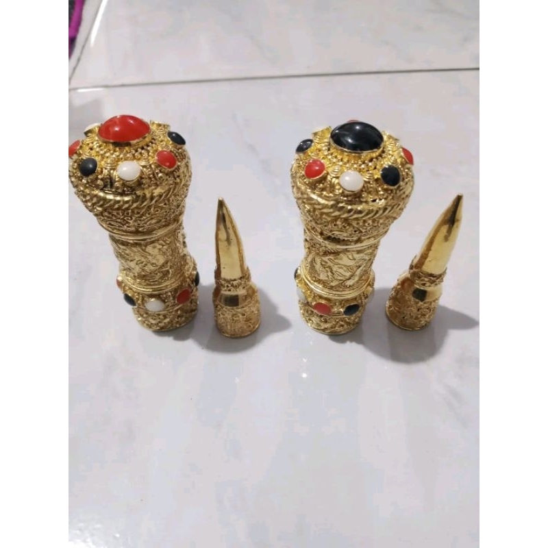 ornamen tongkat komando Wesi kuning hias permata