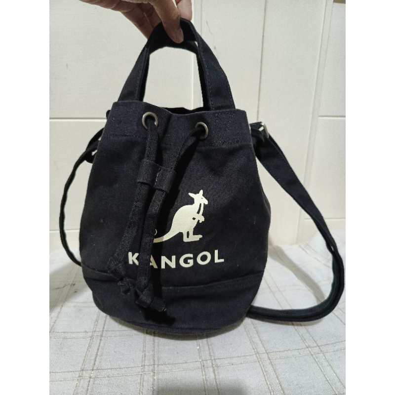 Tas Kangol serut hitam
