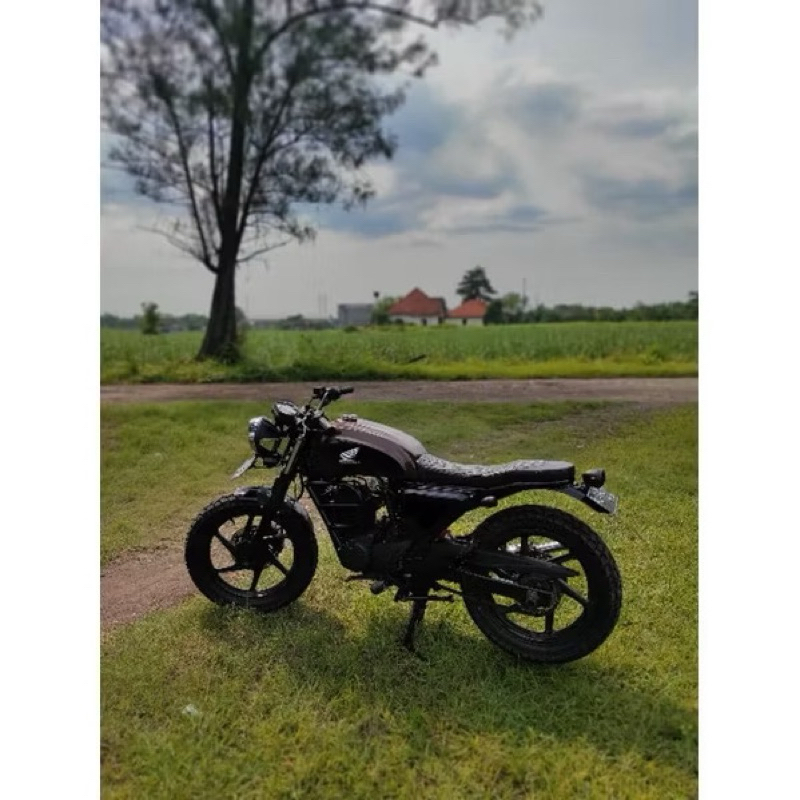 CUSTOM BASIC MEGAPRO NEW 2011