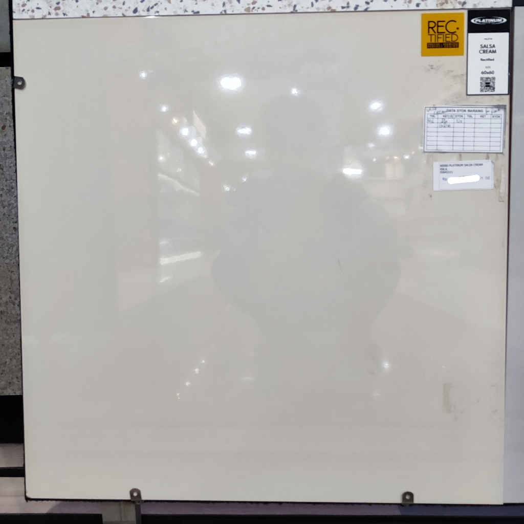 Keramik Lantai Halus 60x60 Platinum Salsa Cream - Keramik Cream Polos Jepara