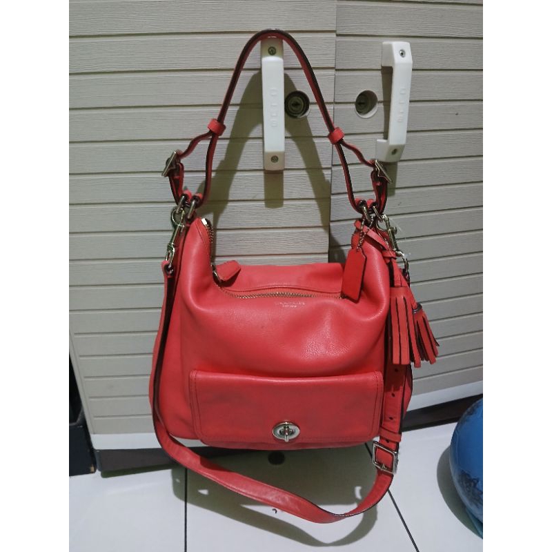 preloved hobo/sling coach