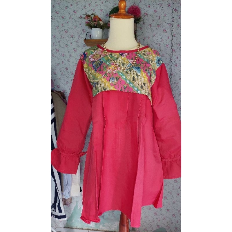 Blouse batik lengan balon