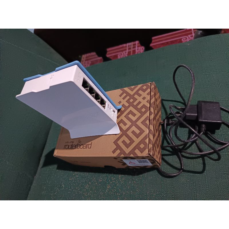 ROUTERBOARD - HAP Lite RB941 - BEKAS 88% LIKE NEW