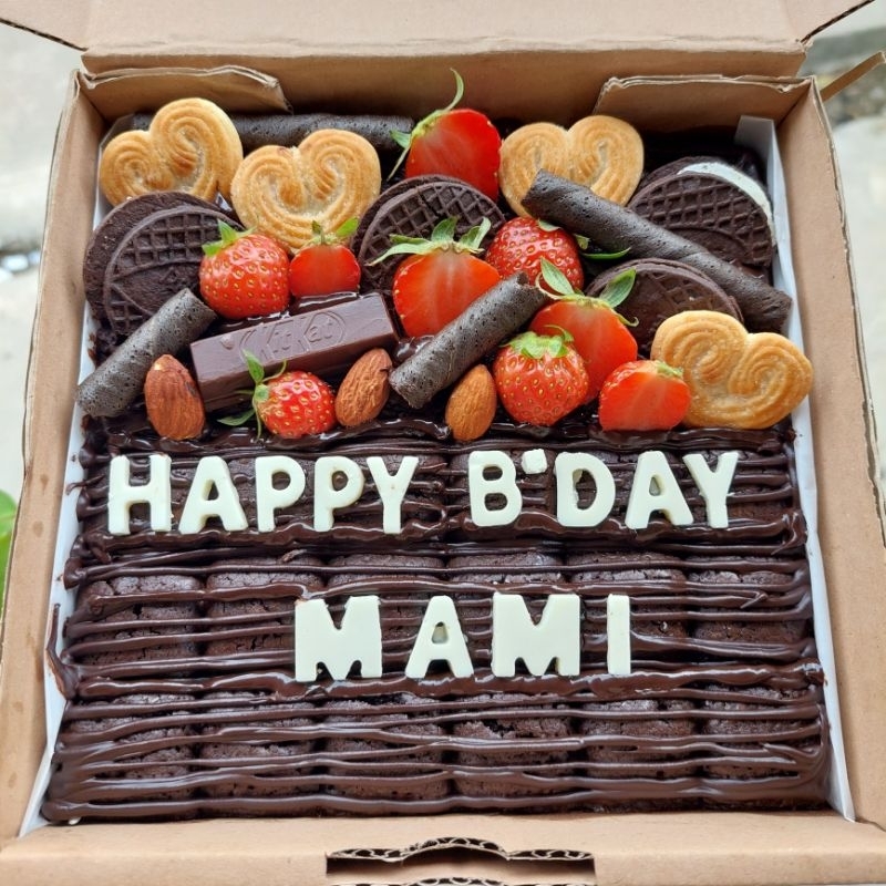 

FUDGY BROWNIES | FUDGY BROWNIES BIRTHDAY