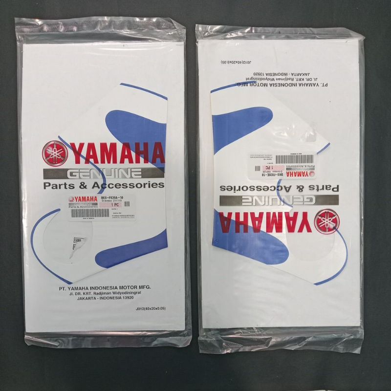 Striping r15 2017 MOVISTAR Warna Putih VVA V3 bagian sayap luar tengah original YGP Decal Stiker