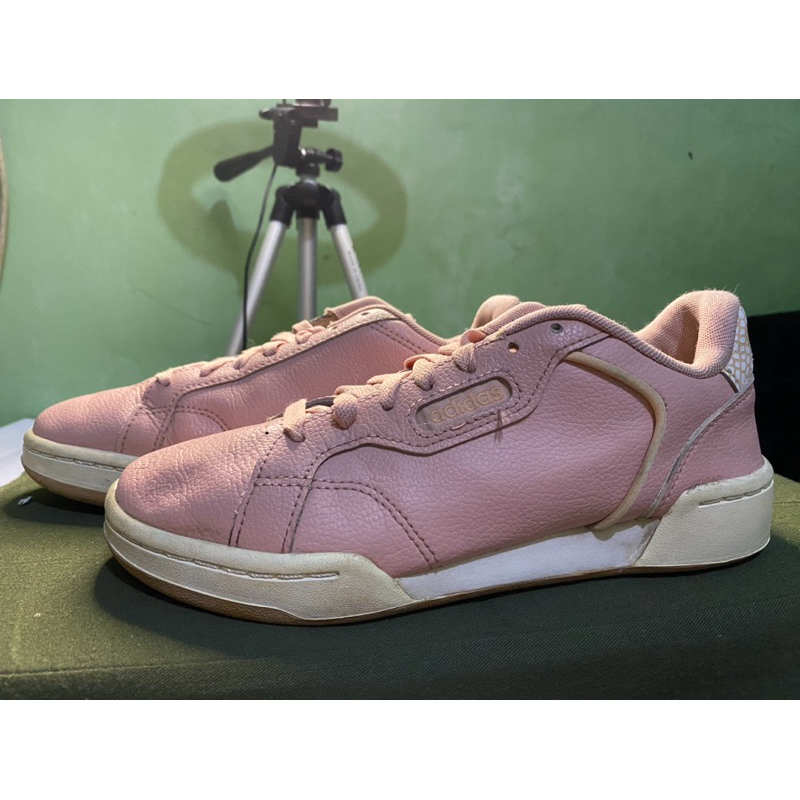 SEPATU ADIDAS SECOND SIZE 36