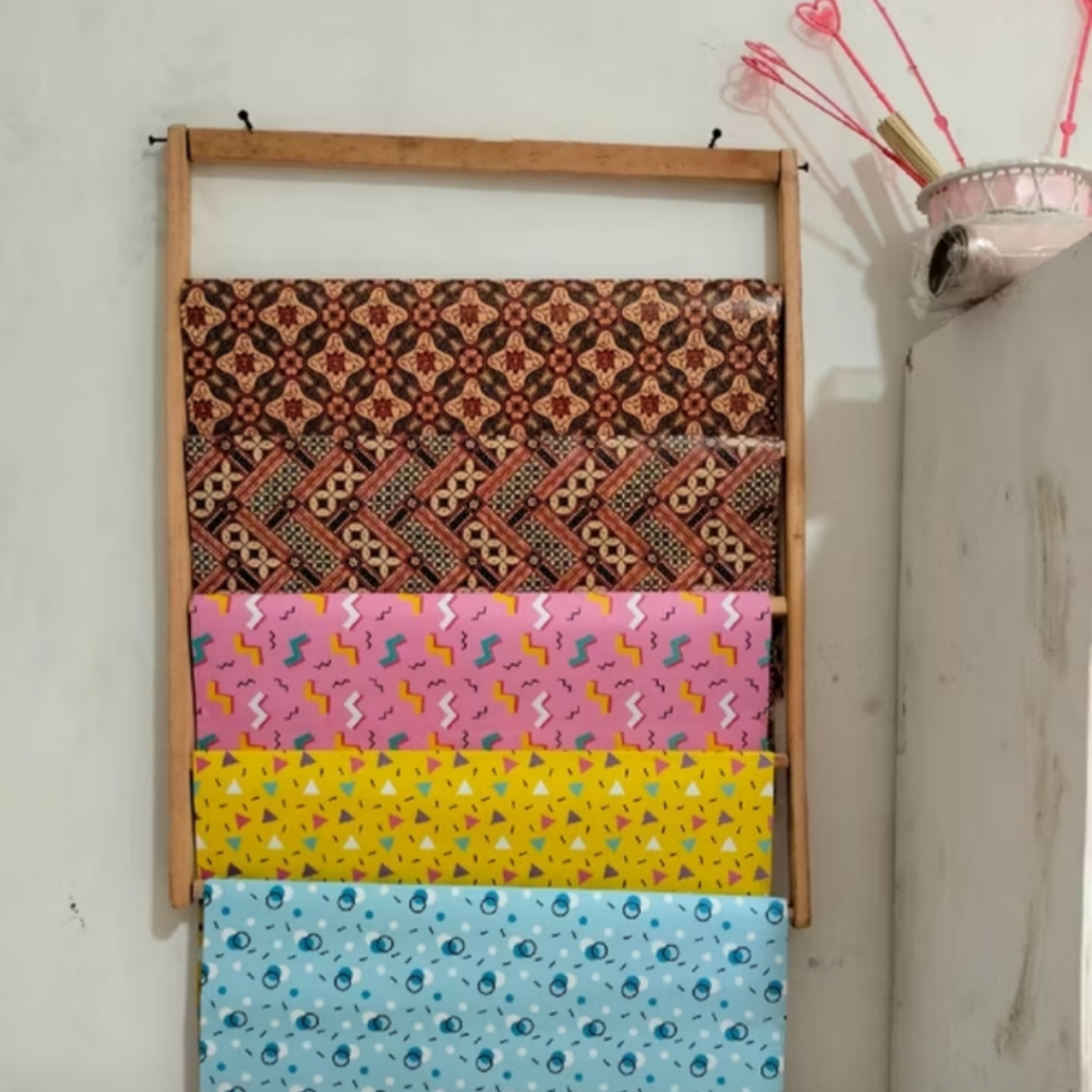 Rak Display Kertas Wrapping Buket/Rak Multyfungsi/Rak gantung Kertas Celo