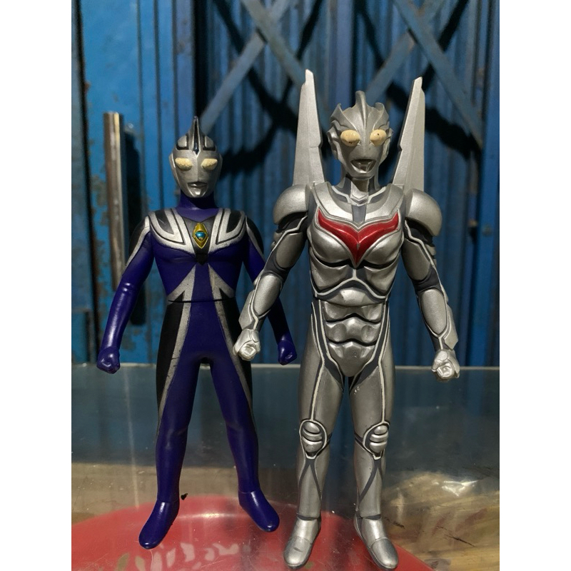 Uhs ultraman Noa + Agul V1 Bandai