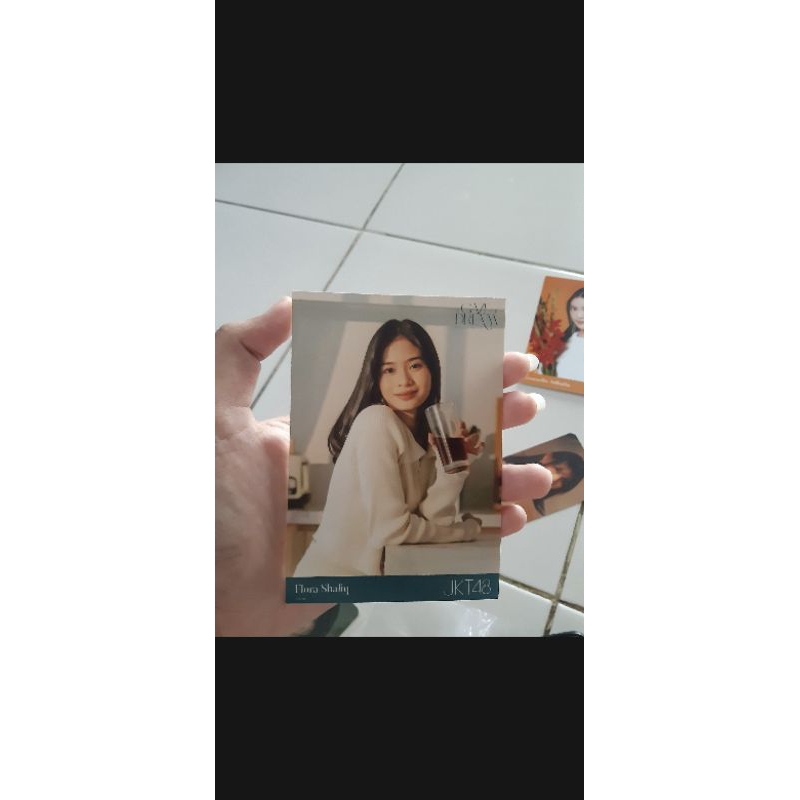 Photopack Flora JKT48 Kalender 2025