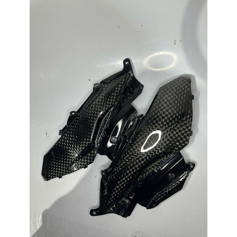 COVER SIDE SAMBUNGAN BODY VARIO 125/150 NEW SEPASANG CARBON KEVLAR ORIGINAL