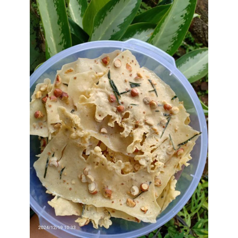 

REMPEYEK/PEYEK RENYAH DAN GURIH