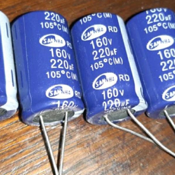 KAPASITOR CAPASITOR ELCO ELKO 220UF/160VOLT BAGUS