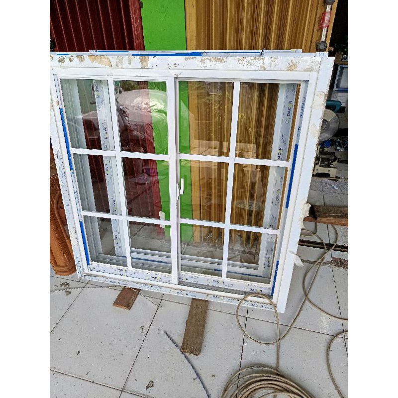 Jendela sliding aluminium ornamen 170x85
