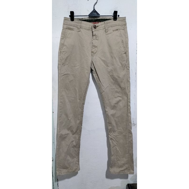 Celana Panjang Chinos Pria Hugo Body