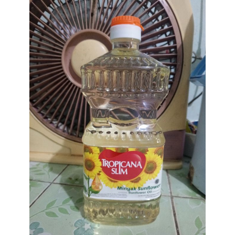 

minyak tropicana slim sunflower 946 ml EXPIRED MEI 2024
