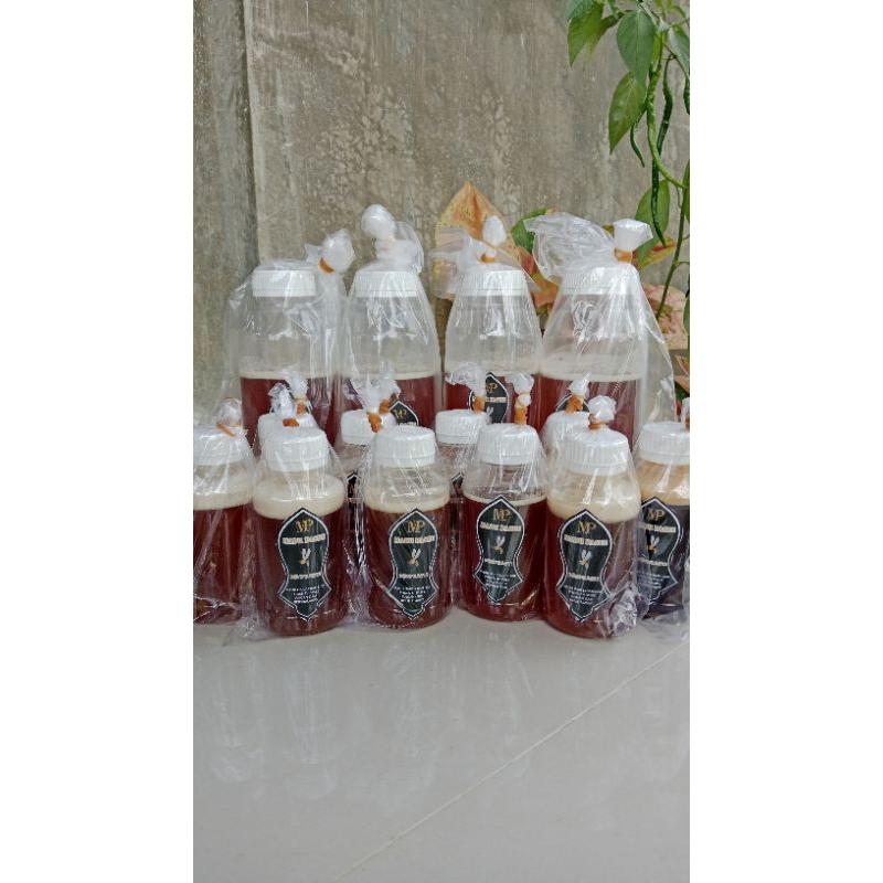 

madu pasee dari lebah liar aceh