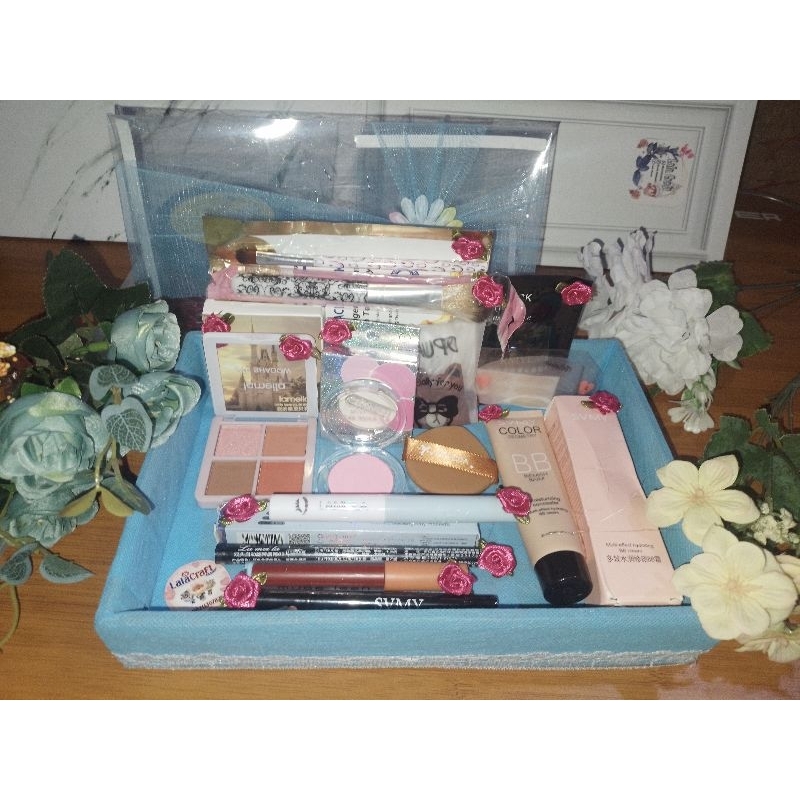 Hantaran pernikahan alat kosmetik lengkap 16 items Mahar seserahan hadiah kado Lamaran Wedding Gift 