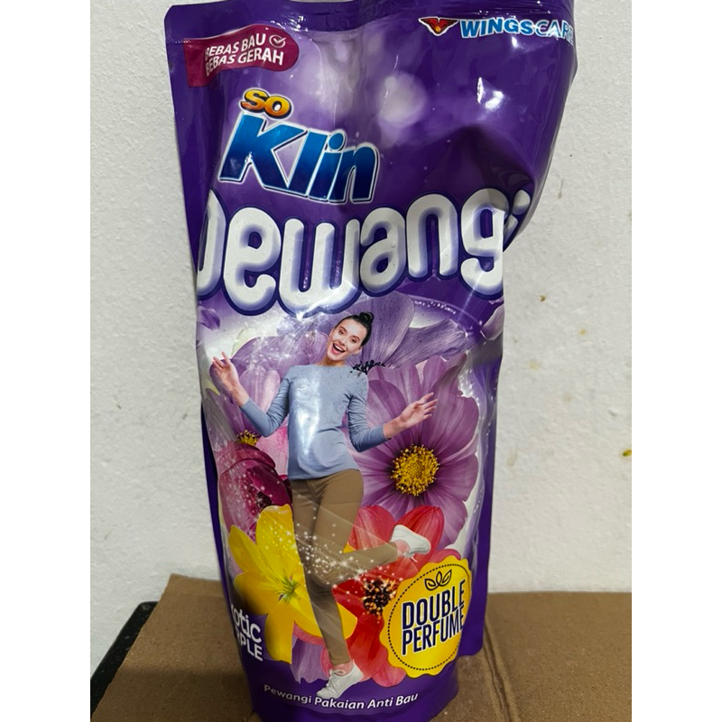 So Klin Pewangi Double Parfume 800ml - So Klin Pe Parfum 800ml - Pewangi So Klin 800ml - Perfume Col