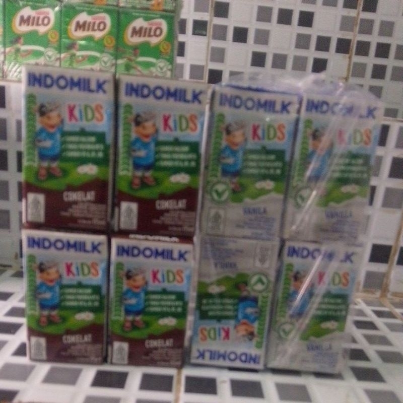 

Indomilk kids coklat mix vanila