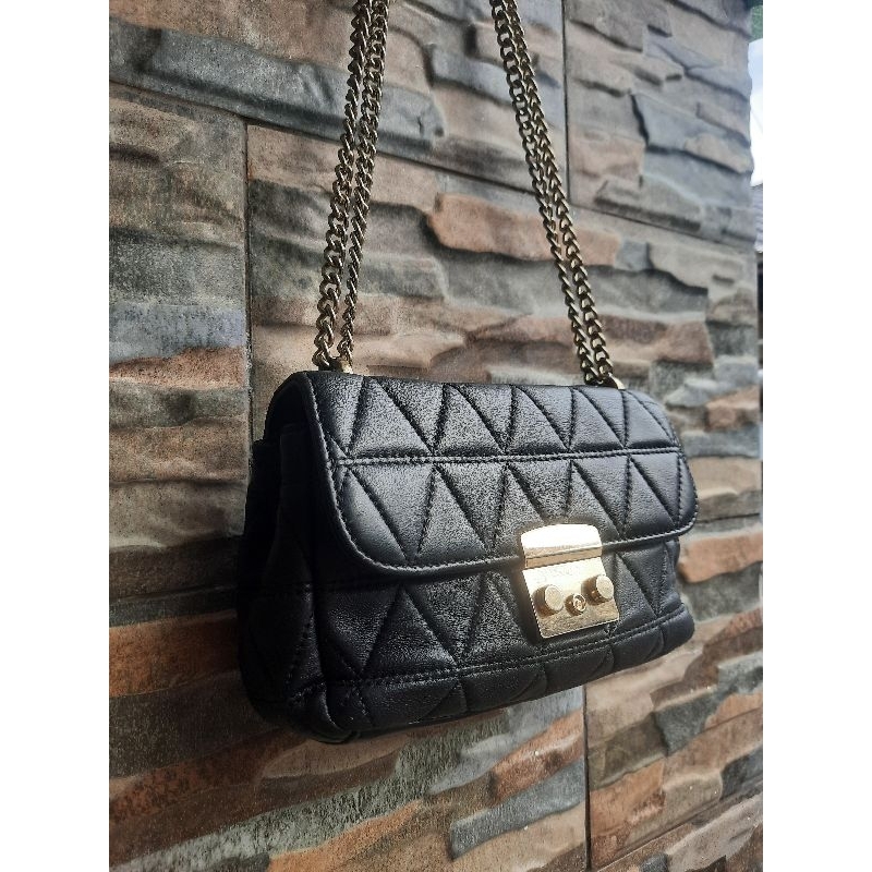 Slingbag Hitam Rantai CARDANRO - TAS PRELOVED BRANDED ORIGINAL