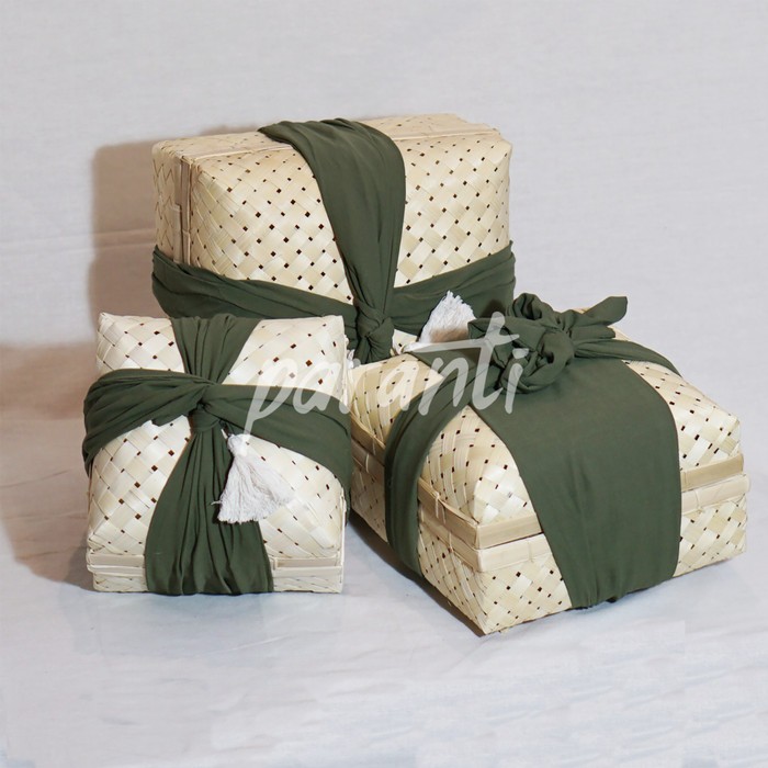 Sokase anyaman bambu box kotak hampers