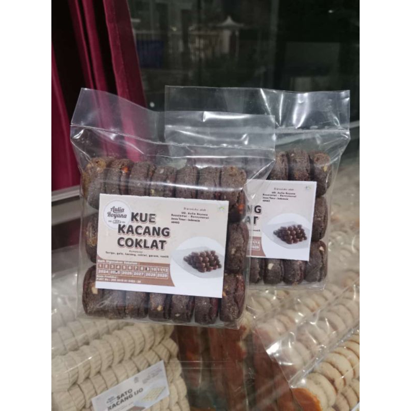 

GROSIR PUSAT KUE KACANG ORI/COKLAT. home produksi langsung pabrik. tahan 7 bulan. packing aman rapet