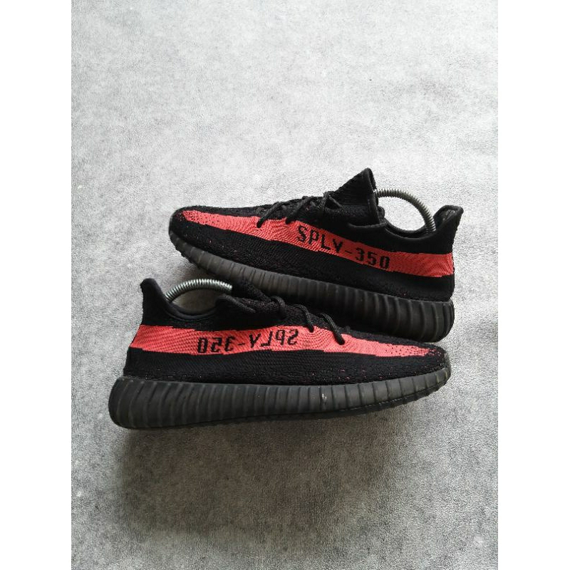 Sepatu Sneakers Adidas Yezzy Black Core Second Size 41