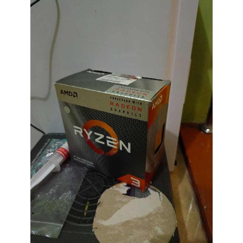 Processor Ryzen 3 3200G ( Bekas Baca Dekripsi )