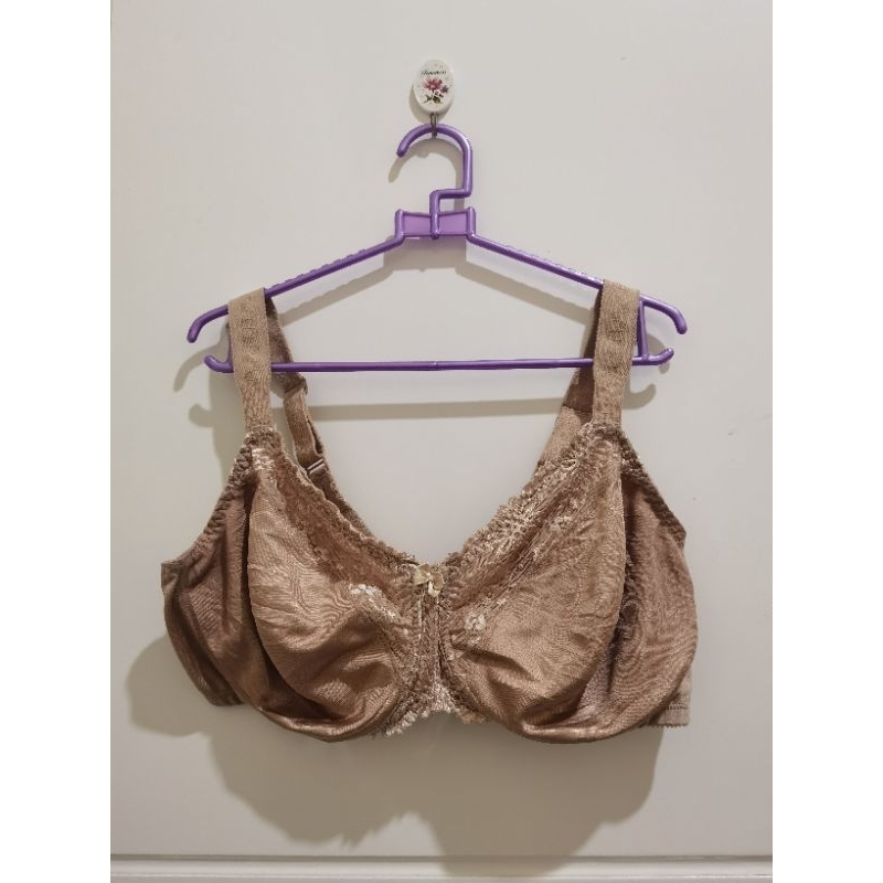 Bra Triumph Big Size 38F US 38DDD Berkawat Tanpa Busa BH Cup Jumbo 38 F DDD Pakaian Dalam Wanita Lin