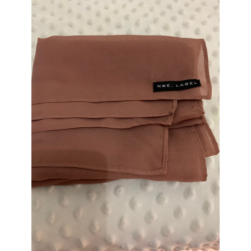 hijab segiempat nwe label