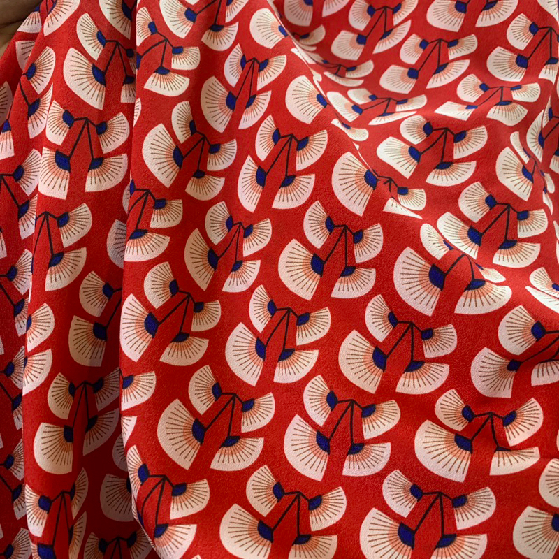 kain soft diamond crepe motif - kain diamond crepe motif - kain crepe premium motif