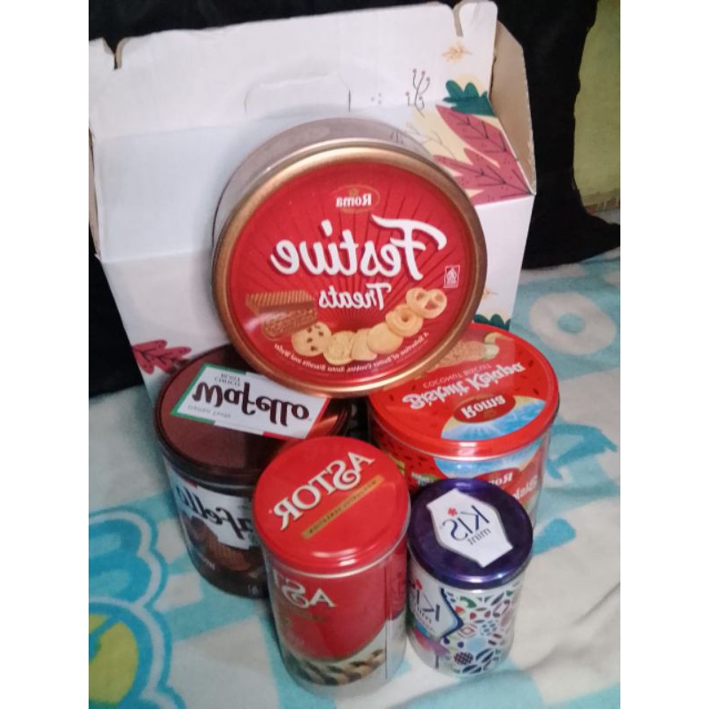 

box hampers / parcel lebaran