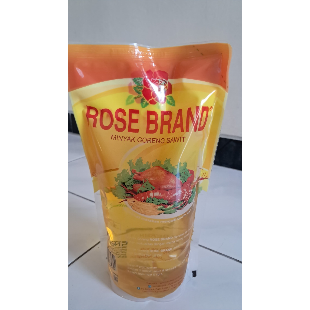 

Minyak rosebrand kemasan ukuran 1 liter