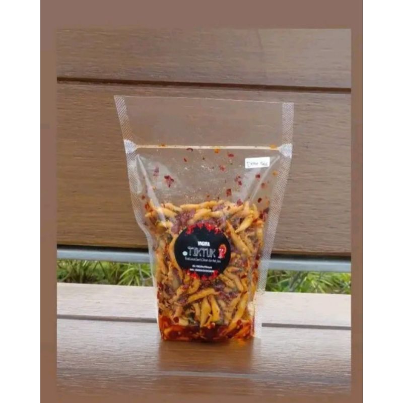 

Citruk/Tiktuk Extra pedas daun jeruk bumbu Chili oil 250gr