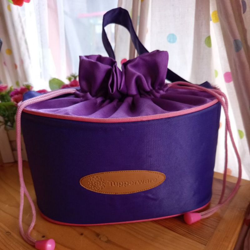 prelove tas bekal Tupperware /tas oval ungu Tupperware
