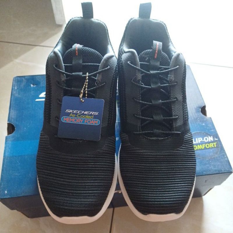 sepatu skechers bounder