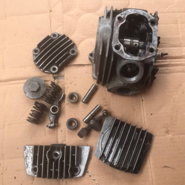 Head isi honda win100 original second standar win100 good conditioning