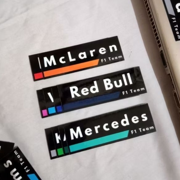 

F1 Stiker Teams Mercedes Aston Martin RB Haas Alpine Williams Red Bull McLaren Ferrari Merchandise