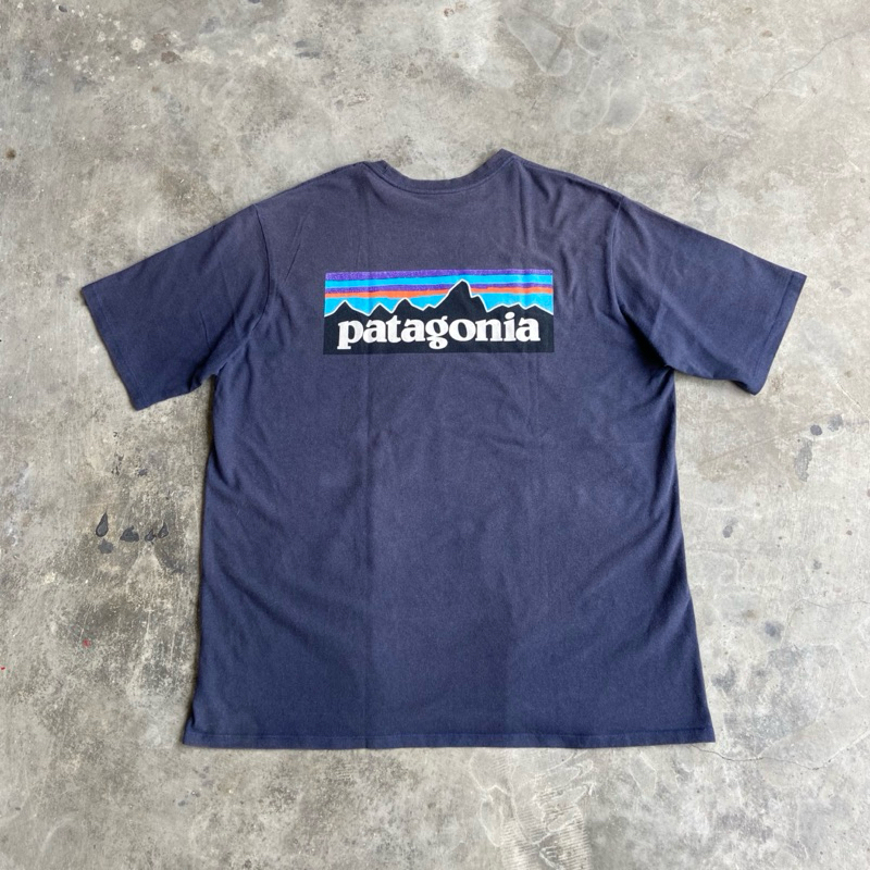 Patagonia Tshirt Baju Patagonia Big Logo besar Second Bekas Asli Original