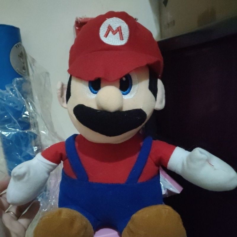 boneka mario