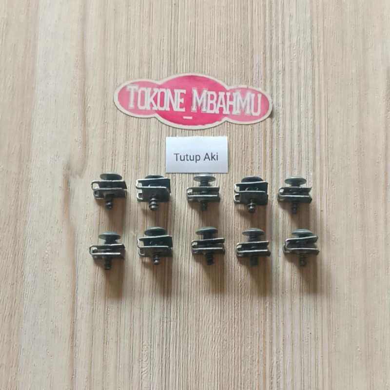 Baut Cover Body Bodi Tutup Aki Suzuki Skydrive 125 Karbu Karburator