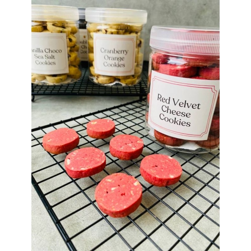 

Red Velvet Cheese Cookies