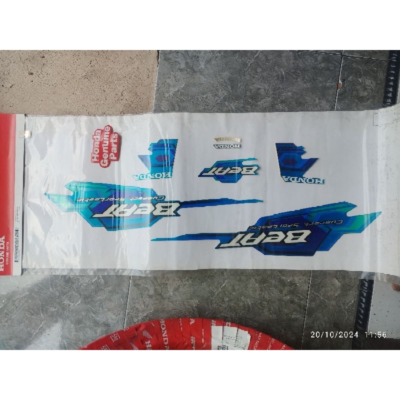 871X0KVY960ZC / STRIPING BEAT KARBU GEN 1
