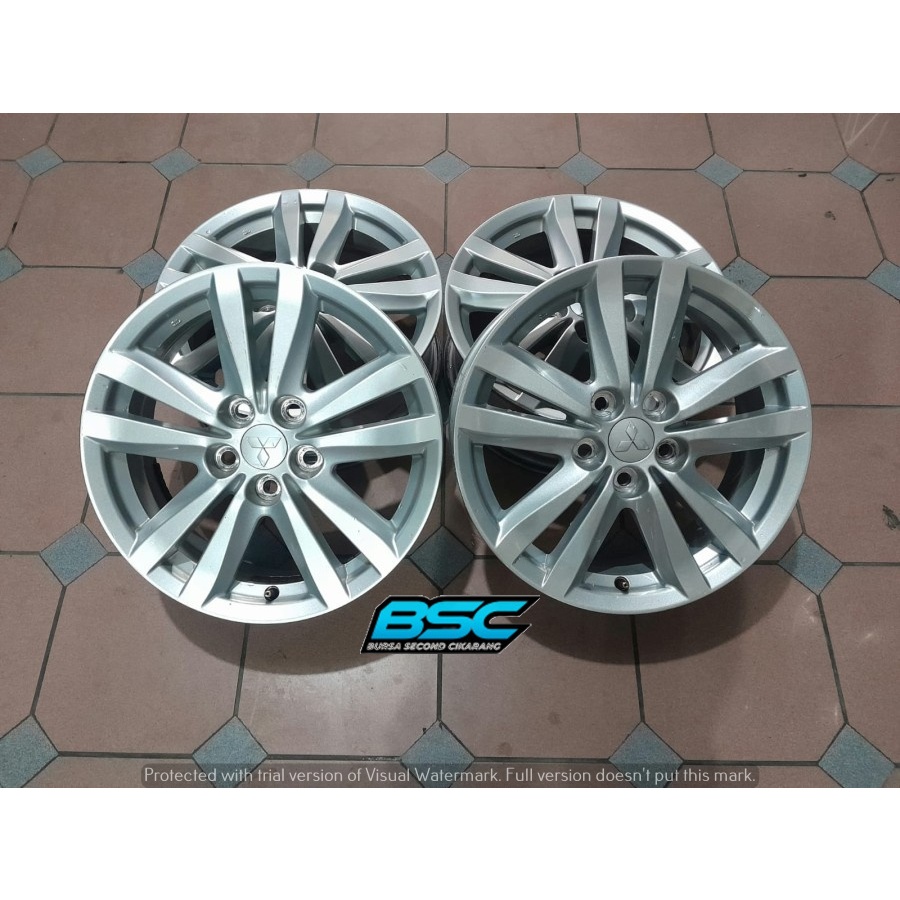 Velg Mobil Seken Copotan R17 Ori Outlander Pcd 5x114 Ring 17 Buat Xpander Innova Rush Terios APV Hil
