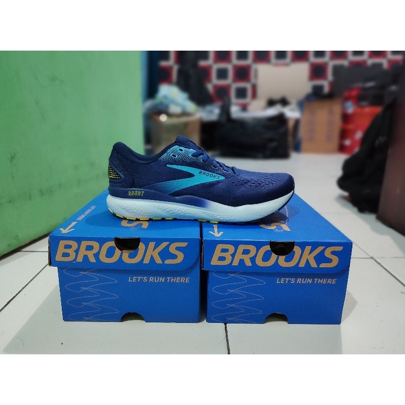 Brooks ghost 16 running shoes original bnib