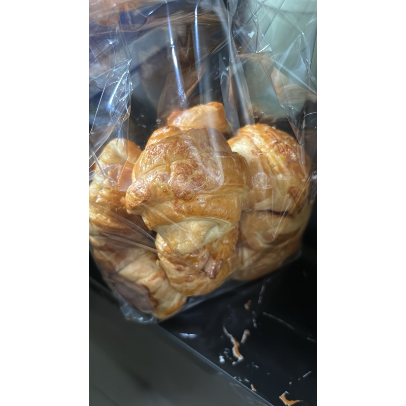 

Mini Cheese Croissant/HH Bakedgoods