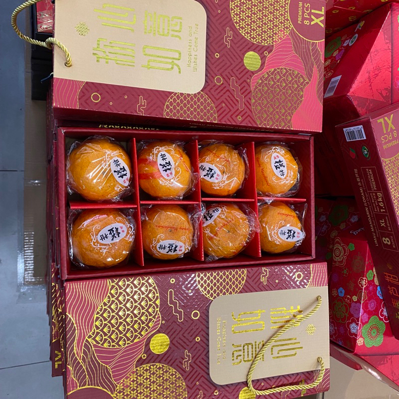 

Promo hampers imlek jeruk ponkam taiwan| Buah jeruk ponkam manis gift box isi 8s