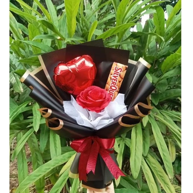 

Buket Silverqueen|buket valentine